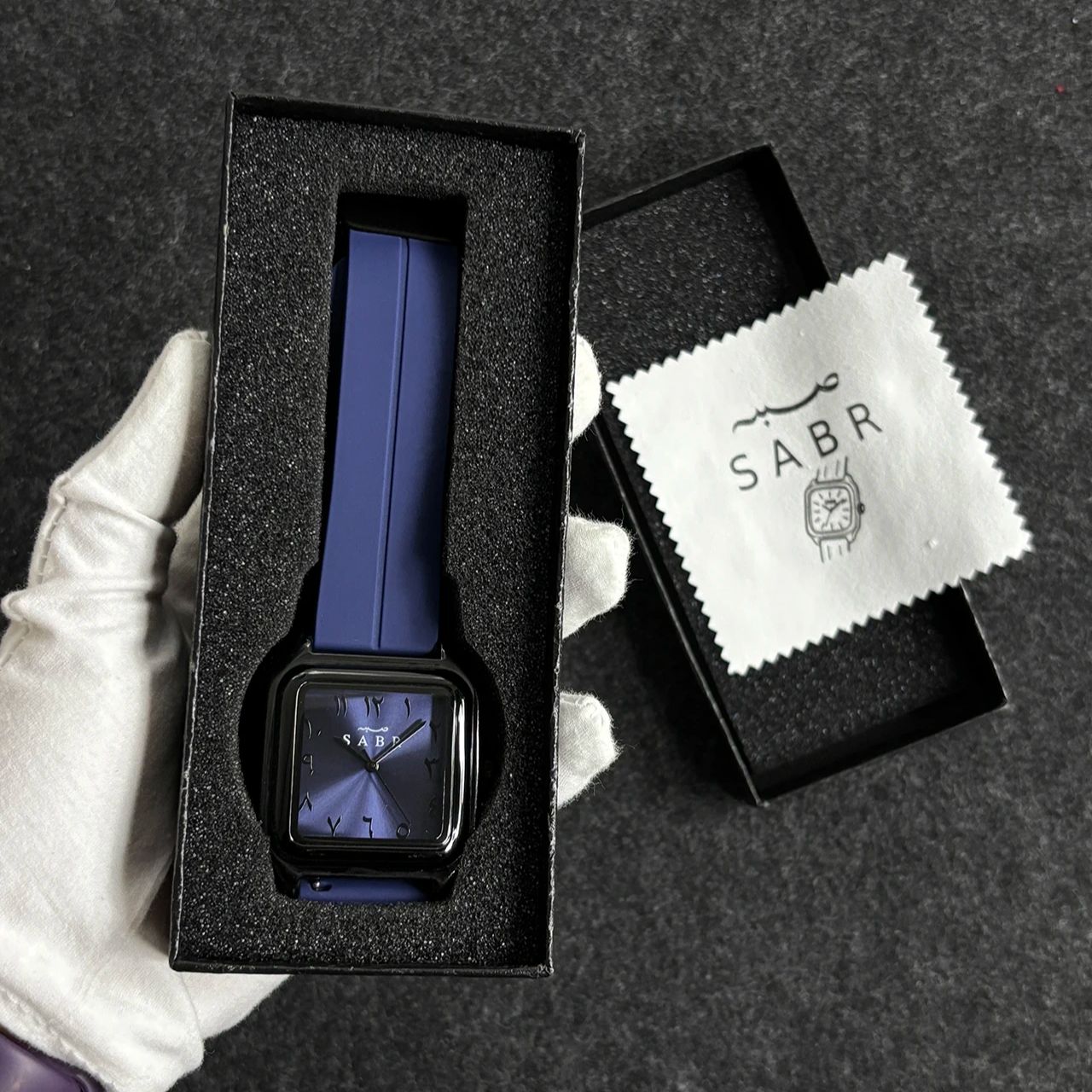 SABR часы с арабскими цифрами, – обзор и цена Luxury Watch With Arabic Numerals